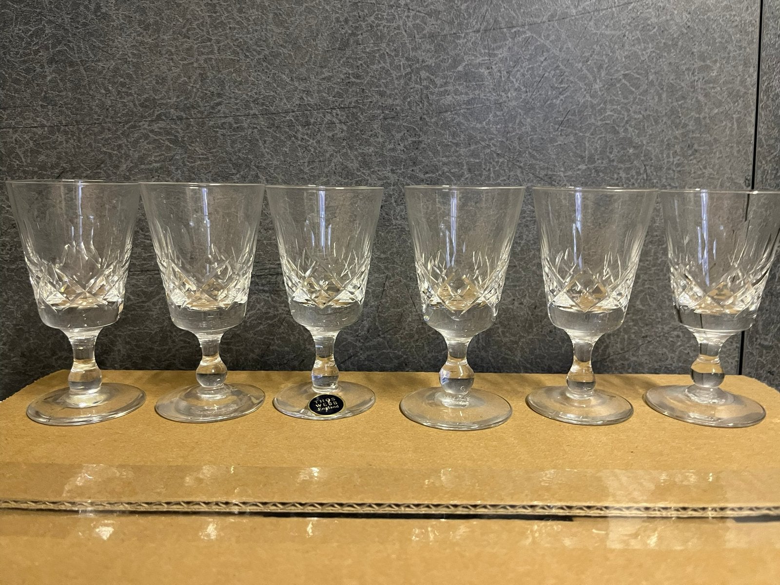 6 wijnglazen., Verzamelen, Glas en Drinkglazen, Ophalen of Verzenden, Zo goed als nieuw