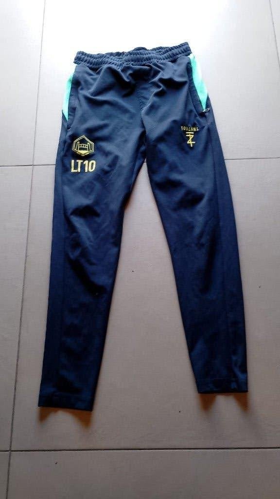 joggingbroek Touzani maat 140, Kinderen en Baby's, Kinderkleding | Maat 140, Ophalen of Verzenden