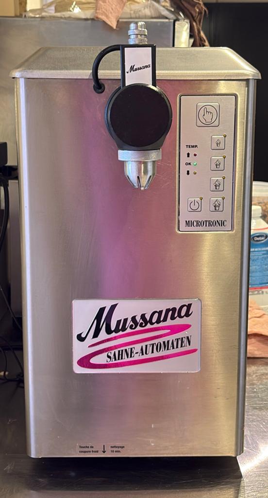 Slagroommachine Mussana, Ophalen, Gebruikt, Bakkerij en Slagerij