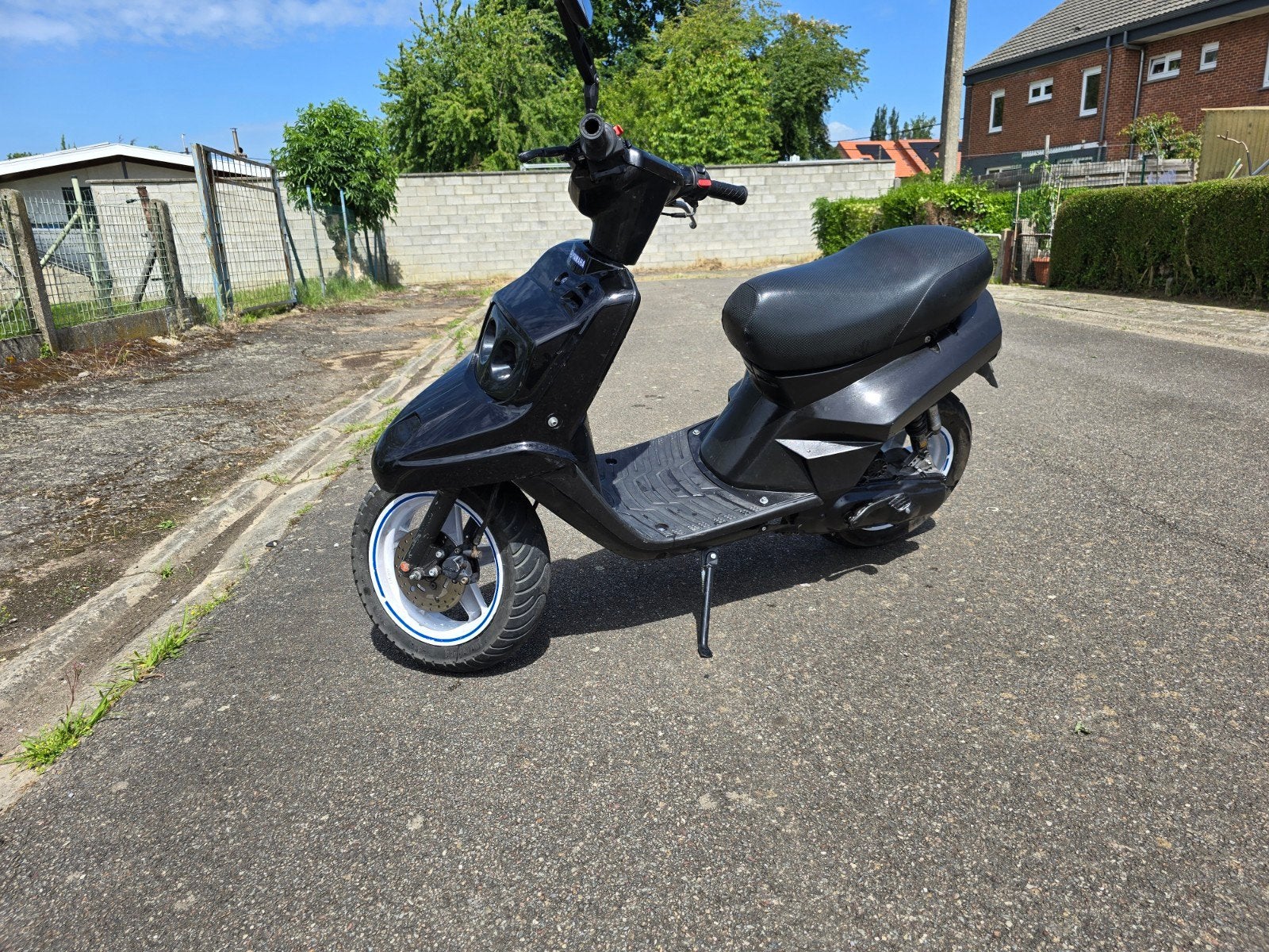 a vendre ou echange avec vehicule ou voiture, Comme neuf, Aerox