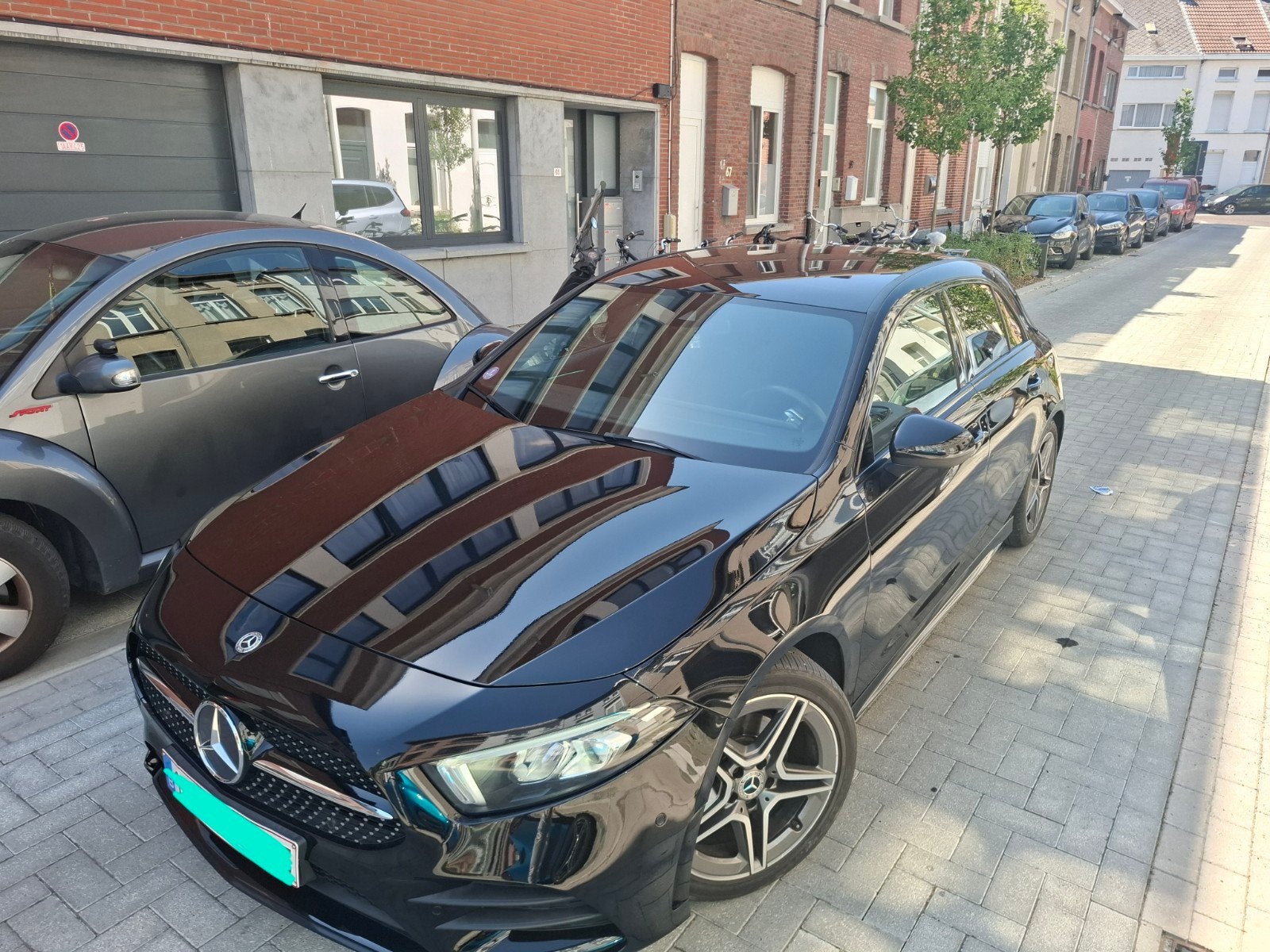 MB A200- AMG - Mercedes Onderhouden- 2de eigenaar, Auto's, Automaat, Dealer onderhouden, 4 cilinders, Zwart