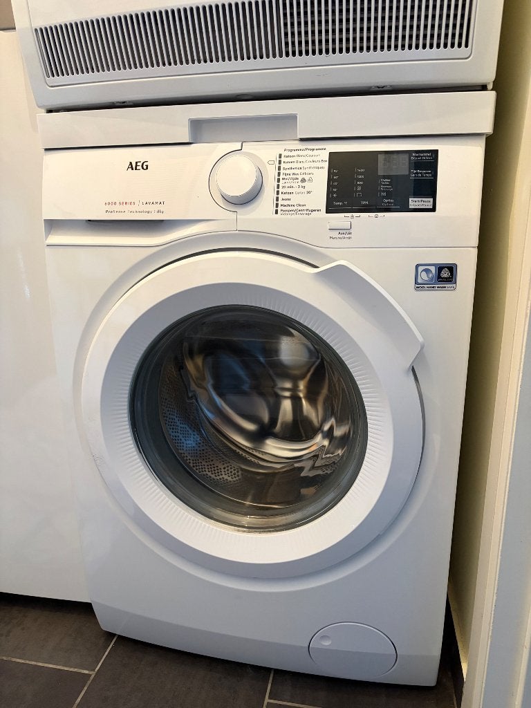 Wasmachine AEG 6000 series, Elektronische apparatuur, 6 tot 8 kg, Ophalen, Gebruikt, Energieklasse A of zuiniger