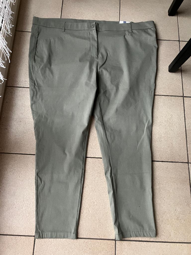 Nieuwe soort groen kleurige broek met stretch - Maat 56, Ophalen of Verzenden, Nieuw, Groen, Broek of Spijkerbroek