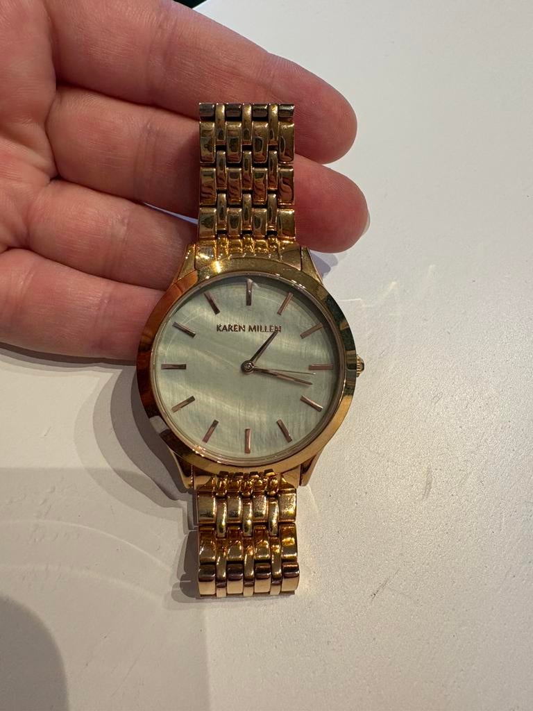 Dames horloge Karen Millen, Enlèvement, Utilisé