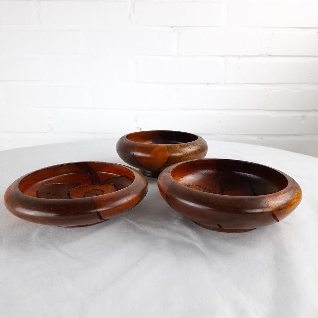 3 vintage houten schaaltjes houtsnijwerk jaren 70, Ophalen