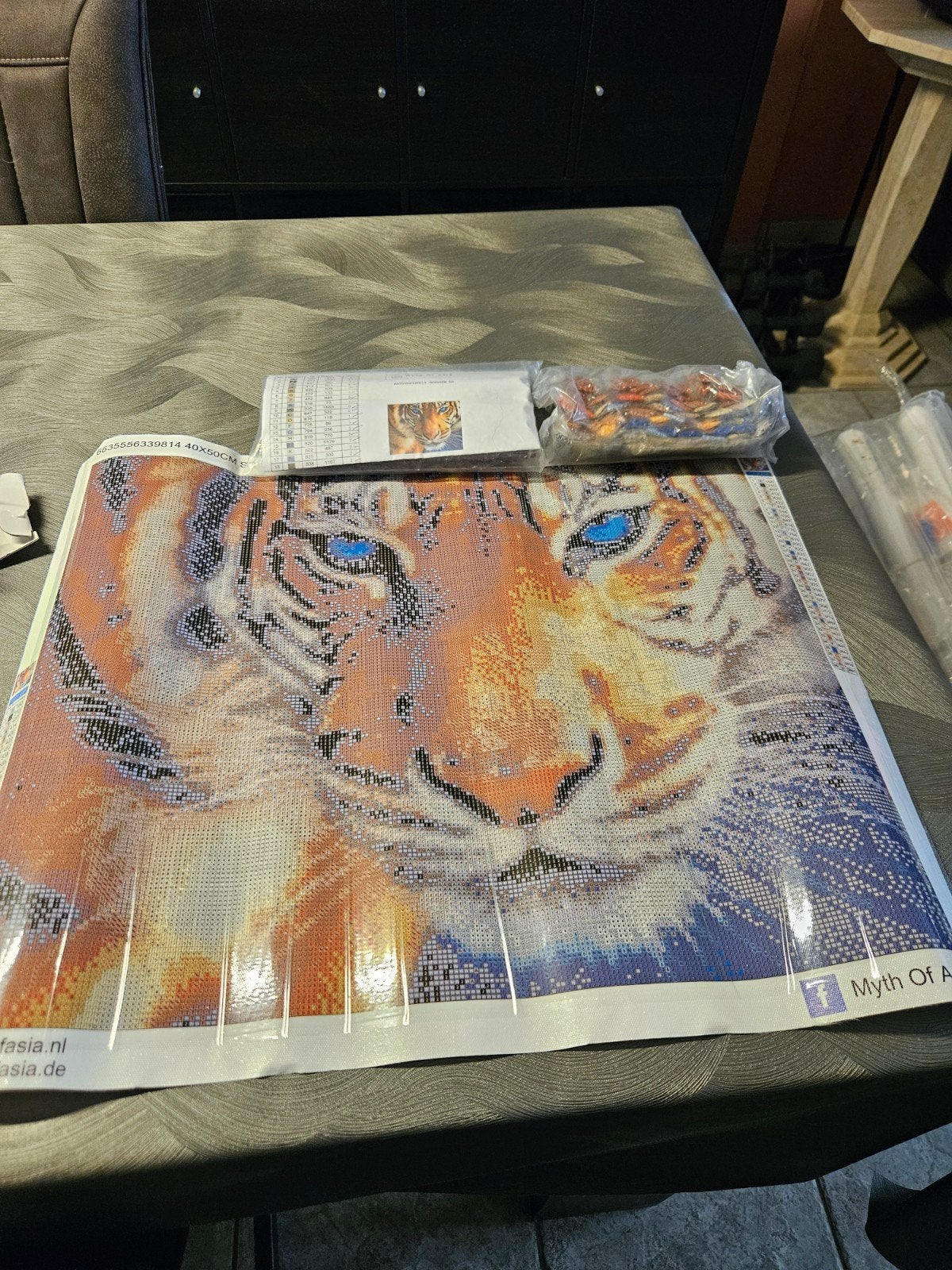 belle peinture au diamant 40x50cm pierres rondes, Enlèvement, Neuf