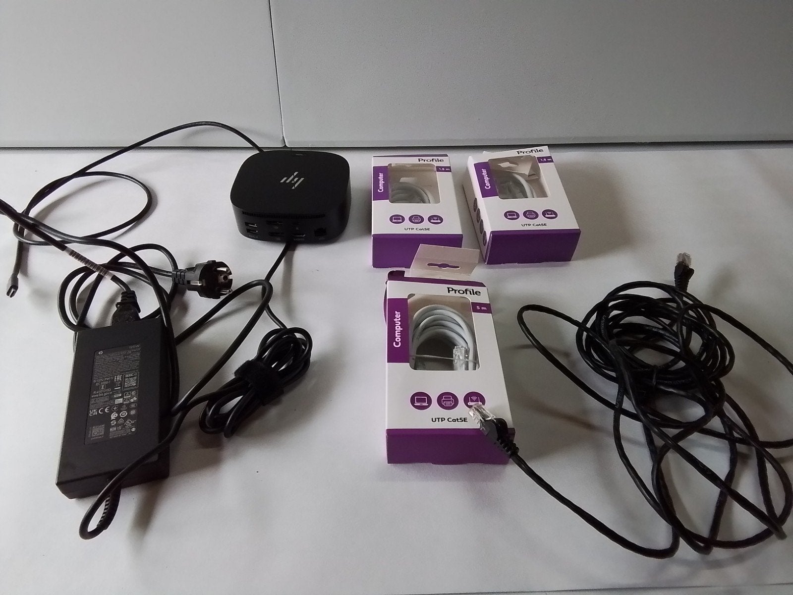 Station accueil HP 120W  avec câbles UTP 5e, Computers en Software, Dockingstations, Ophalen of Verzenden, Zo goed als nieuw, HP