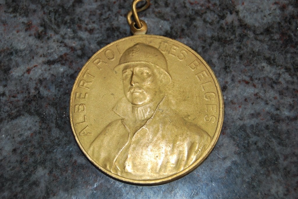 ALBERT I et ENCOURAGEMENT ELEVAGE  CHEVAL D'ARMES. MEDAILLE, Enlèvement ou Envoi
