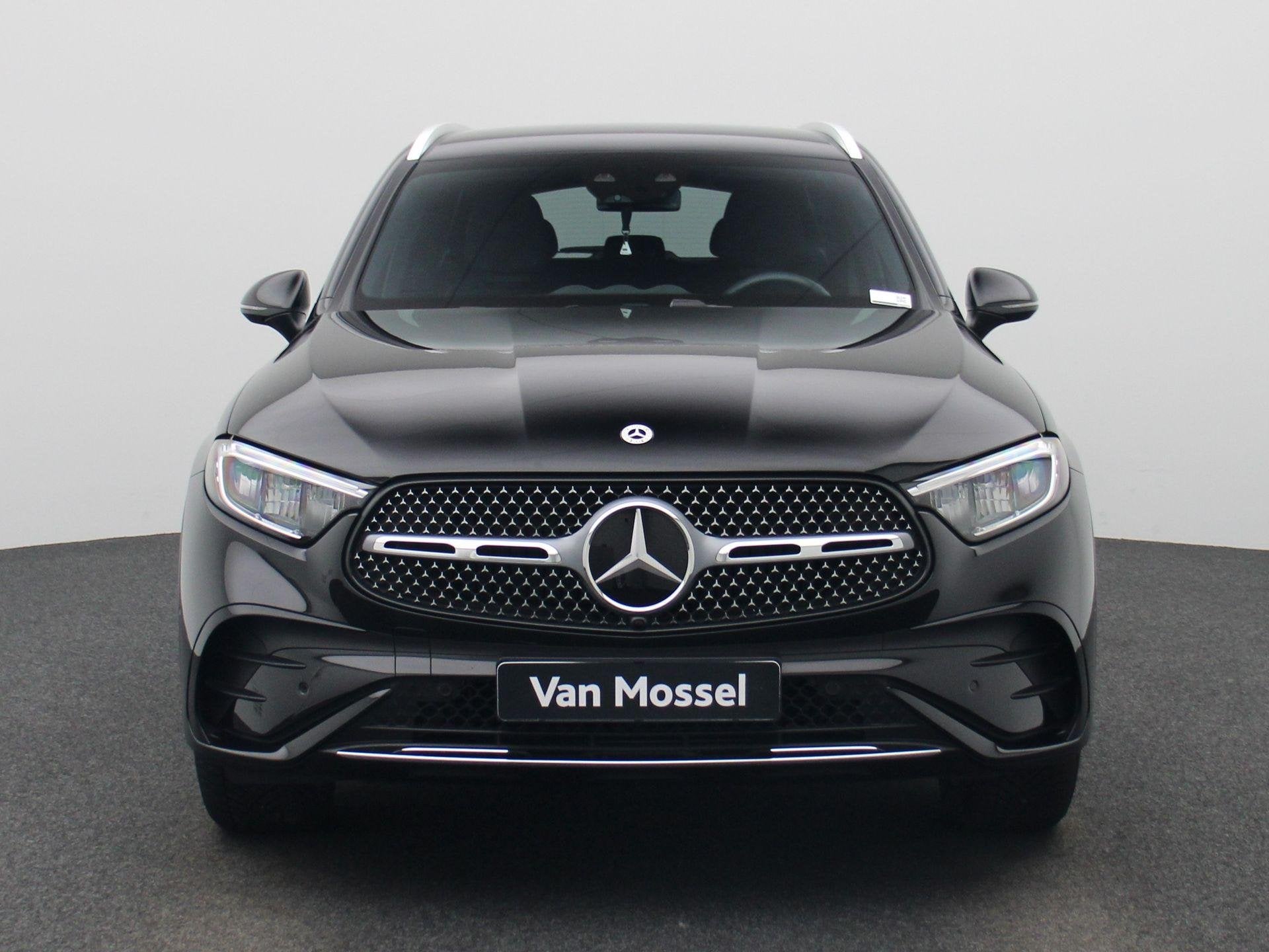 Mercedes-Benz GLC 300D + AMG LINE + TREKHAAK + RIJASSISTENTI, Auto's, Automaat, 269 pk, Stof, Gebruikt