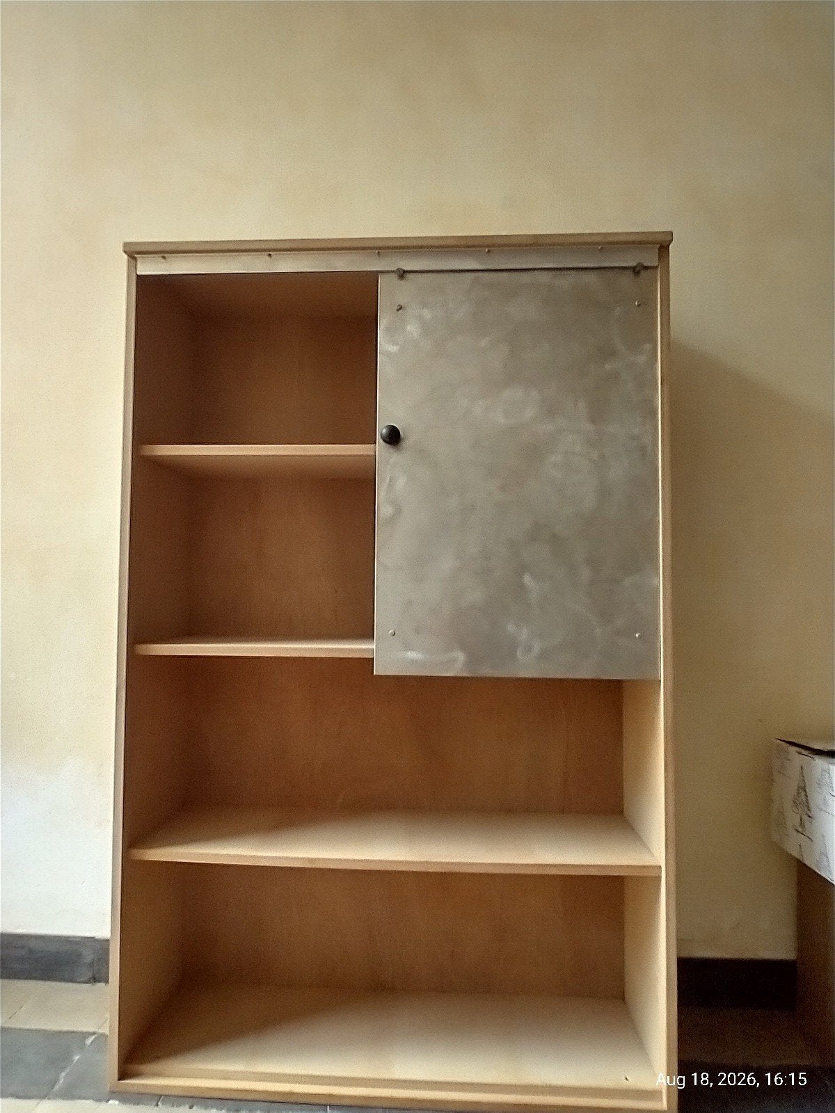 Rek in mdf gratis, Ophalen