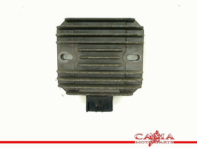 REGULATEUR DE TENSION AN 400 Burgman 2007-2017 (AN400), Dhr. S. di Majo, Utilisé, Info@cama-motorparts.nl, P.J. Troelstraweg 8 8
3144 CX  MAASSLUIS, NL