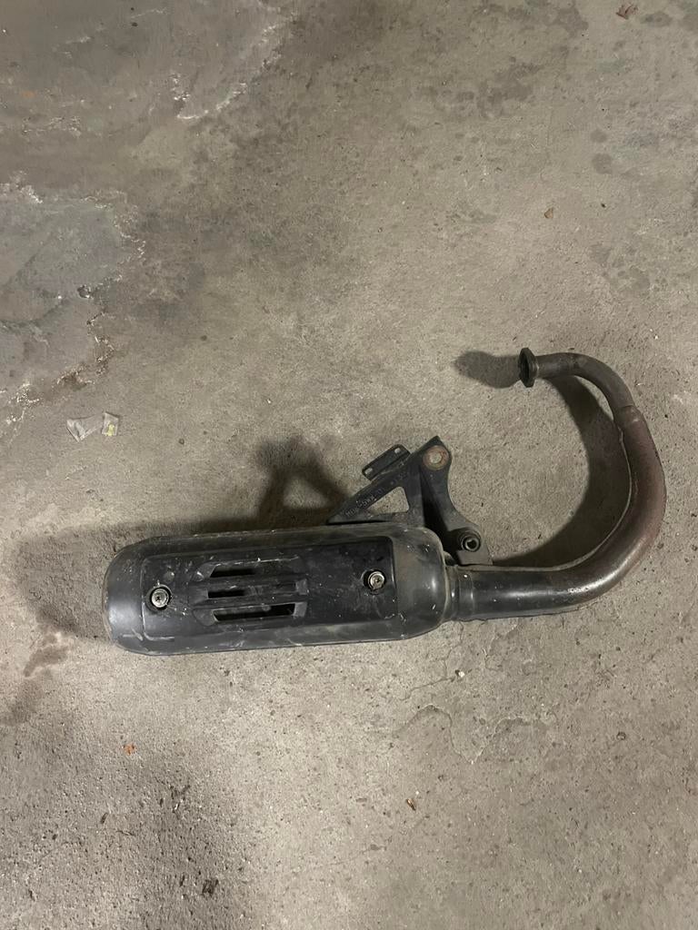 Origineel mbk booster uitlaat, Ophalen