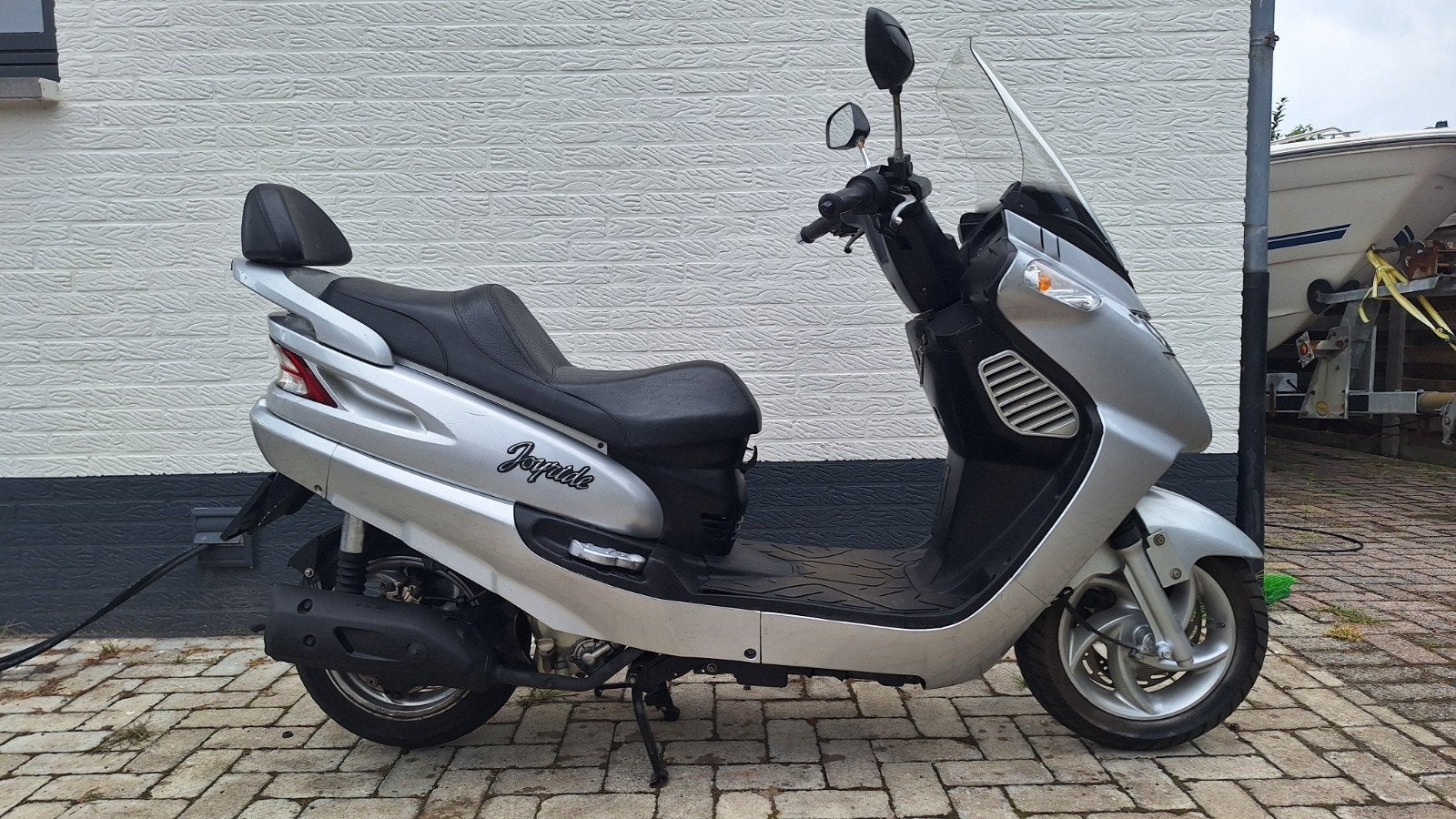 Trottinette à moteur SYM 125cc, Enlèvement
