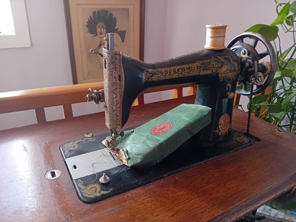 ANTIEKE NAAIMCHINE, Enlèvement, Utilisé, Machine à coudre, Singer