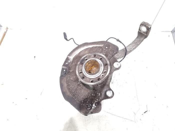 Fusee links-voor van een Mercedes C-Klasse, Gebruikt, -, Ophalen of Verzenden, -