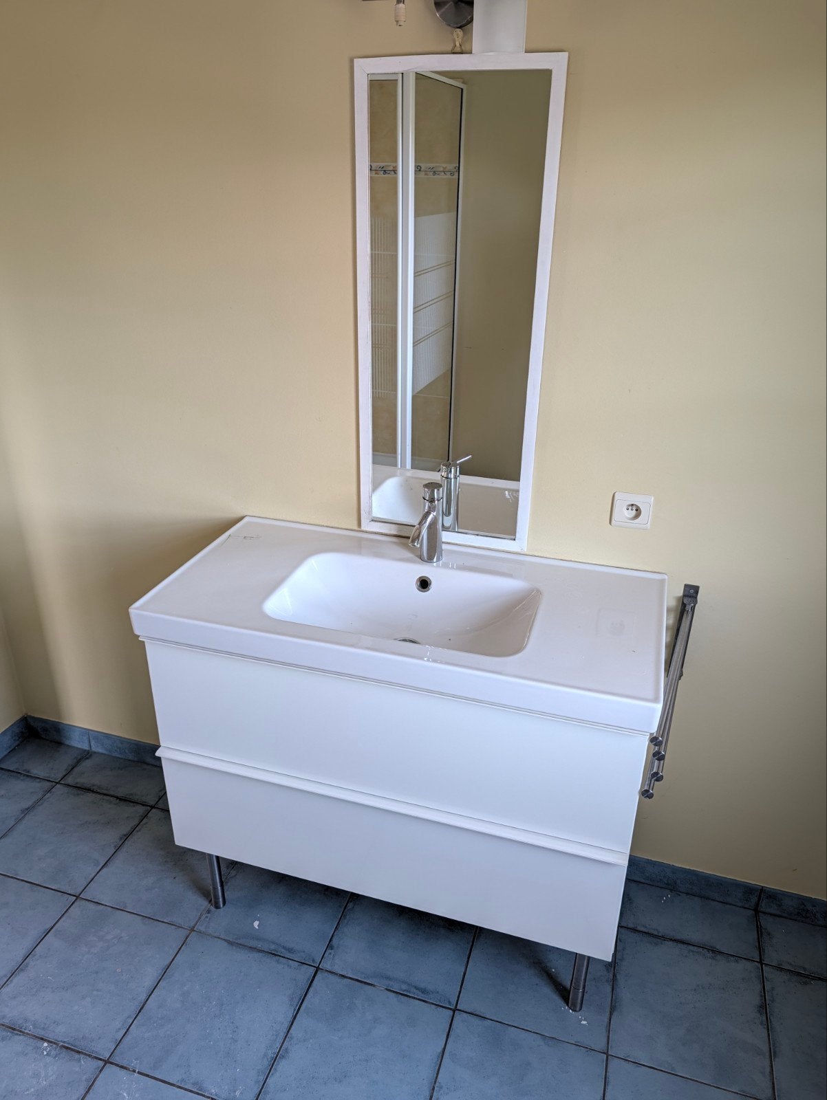 Meuble lavabo blanc 2 tiroirs + miroir, Enlèvement, Meuble lavabo