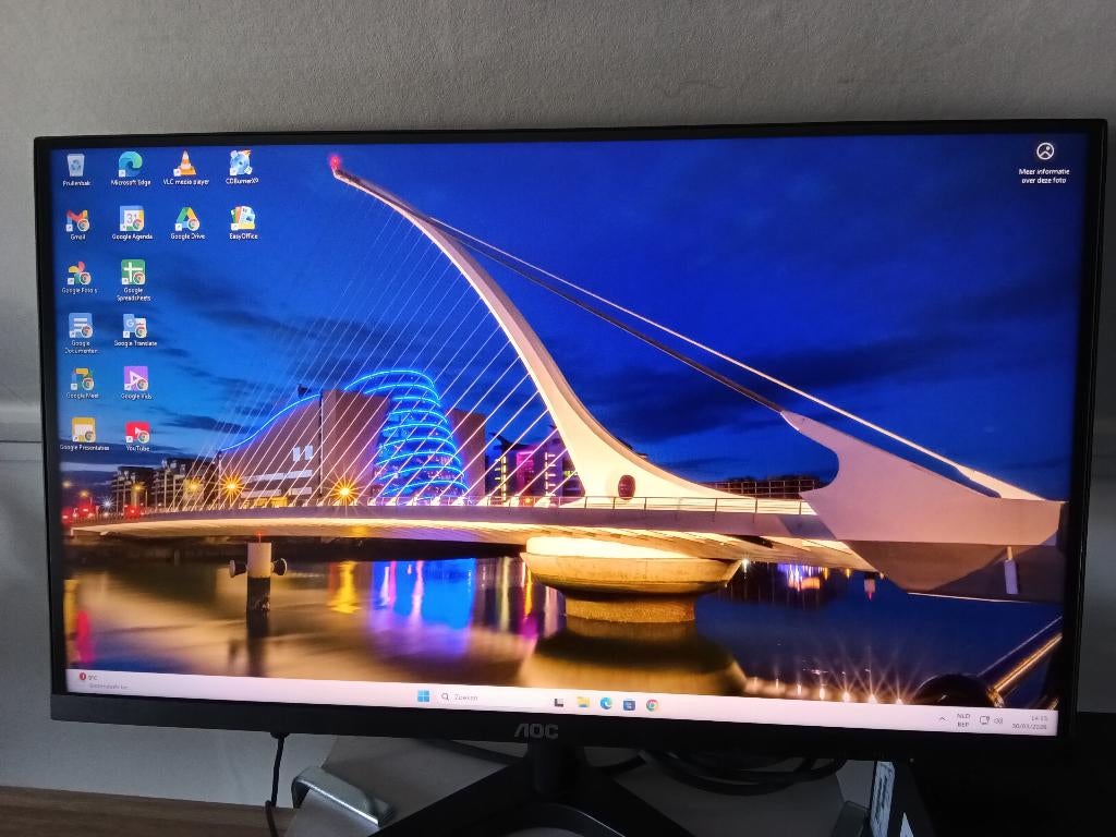 Desktop, Ophalen, Met monitor, 8 GB, Zo goed als nieuw
