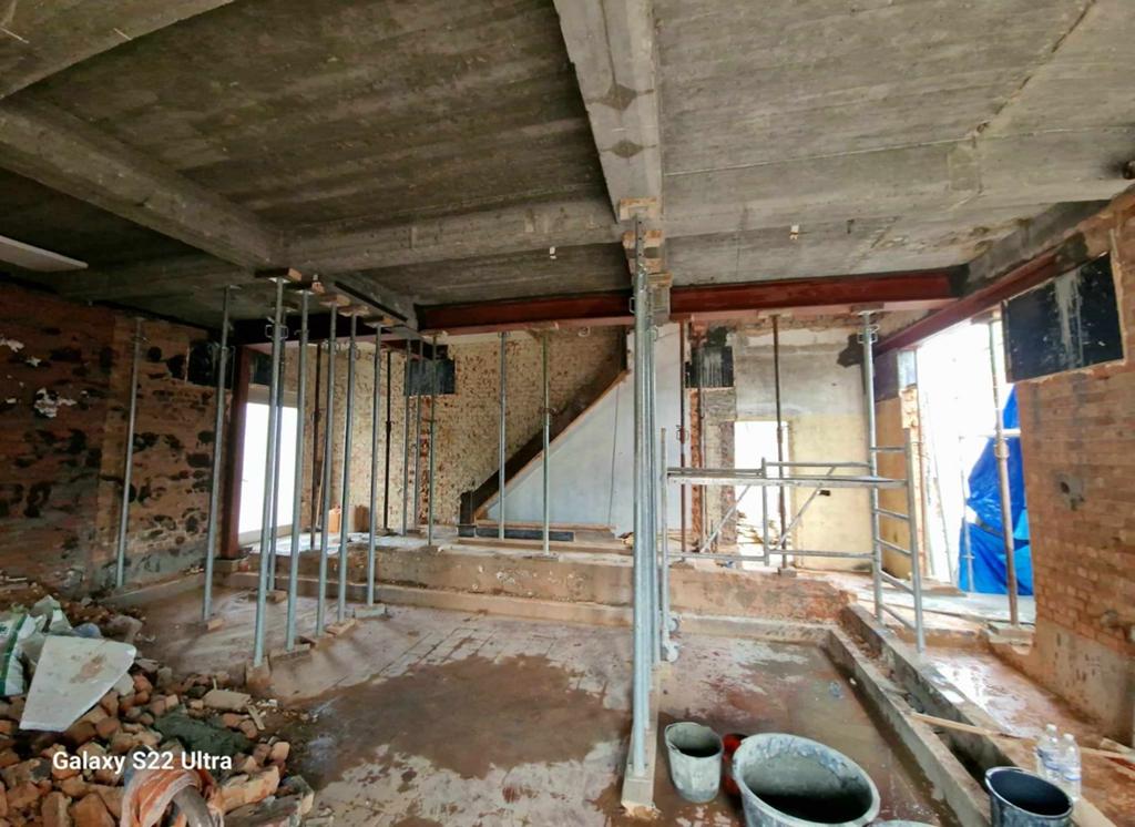 Afbreken werken en poutrel steken werken.0466445657, Bricolage & Construction, Métaux, Enlèvement ou Envoi