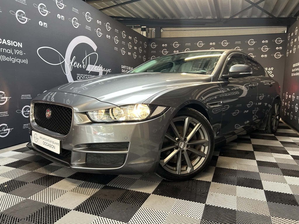 jaguar, Auto's, 1800 kg, 4 cilinders, Bedrijf, XE