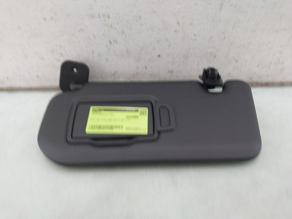 PARE-SOLEIL Nissan Qashqai (J12) (|964016UN2B|), Germany@nissan-services.eu, Kronenweg 38
50389  Wesseling, DE, Utilisé, Nissan