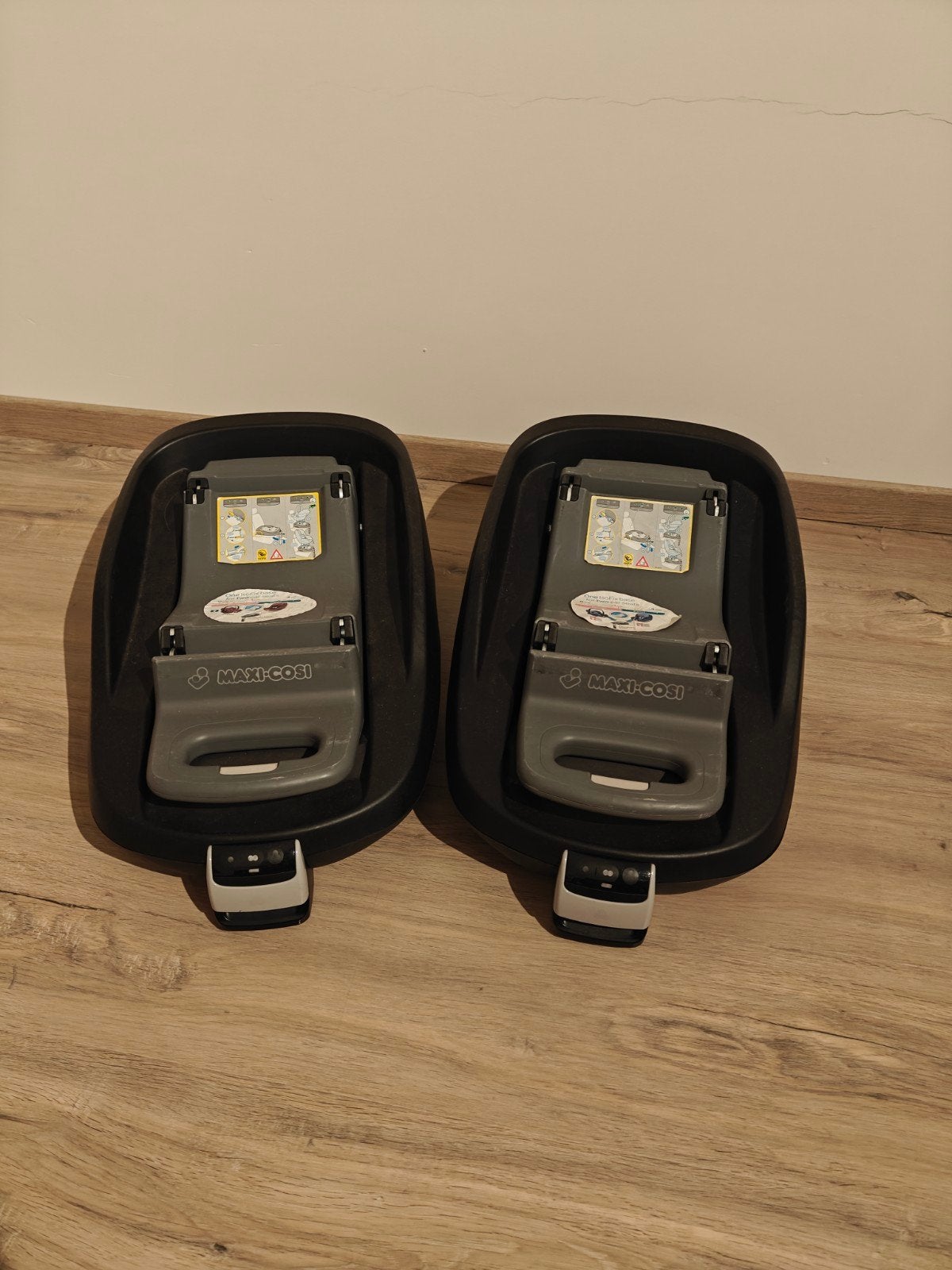 2 x maxi cosi familyfix, Kinderen en Baby's, Ophalen, Gebruikt, 9 t/m 18 kg, Isofix