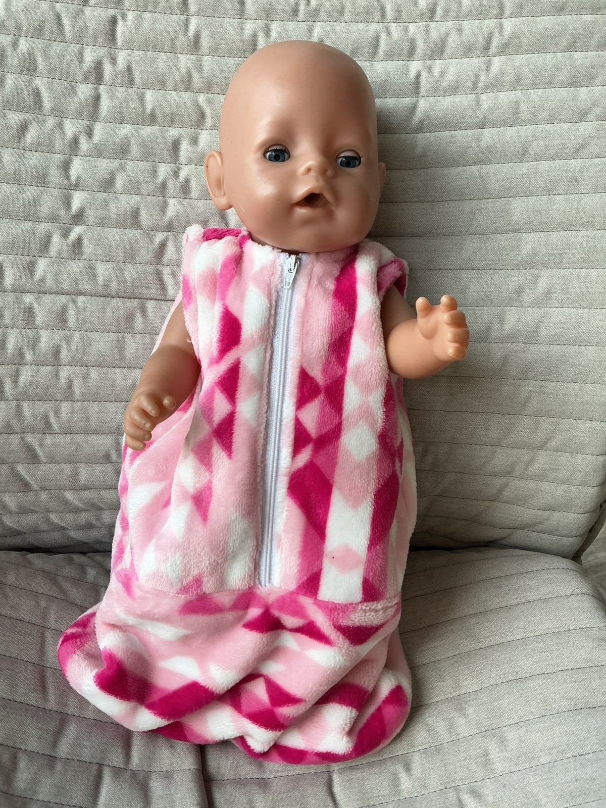 212. Babyborn : Nieuw toos slaapzakje in knuffelfleece, Ophalen of Verzenden, Nieuw, Babypop