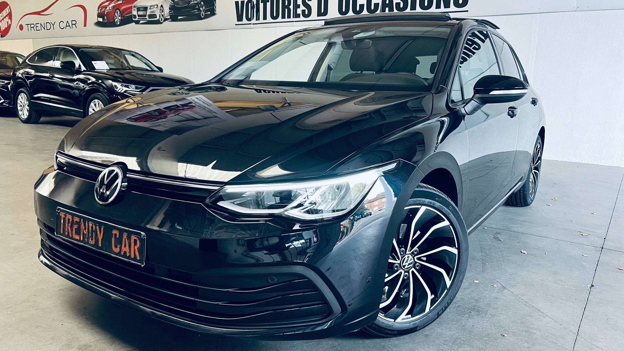 Volkswagen Golf 1.0 eTSI Life DSG+CARPLAY+TOIT OUVRANT+CARNE, Achat, Entreprise, Alcantara, 5 portes