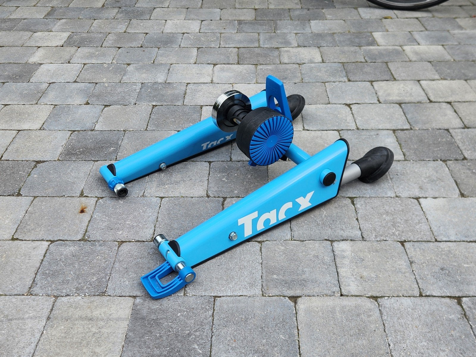 Appareil d'entraînement pour vélos de course Tacx, Enlèvement