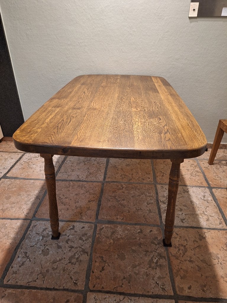 tafel, 100 à 150 cm, Cinq personnes ou plus, Enlèvement, Utilisé