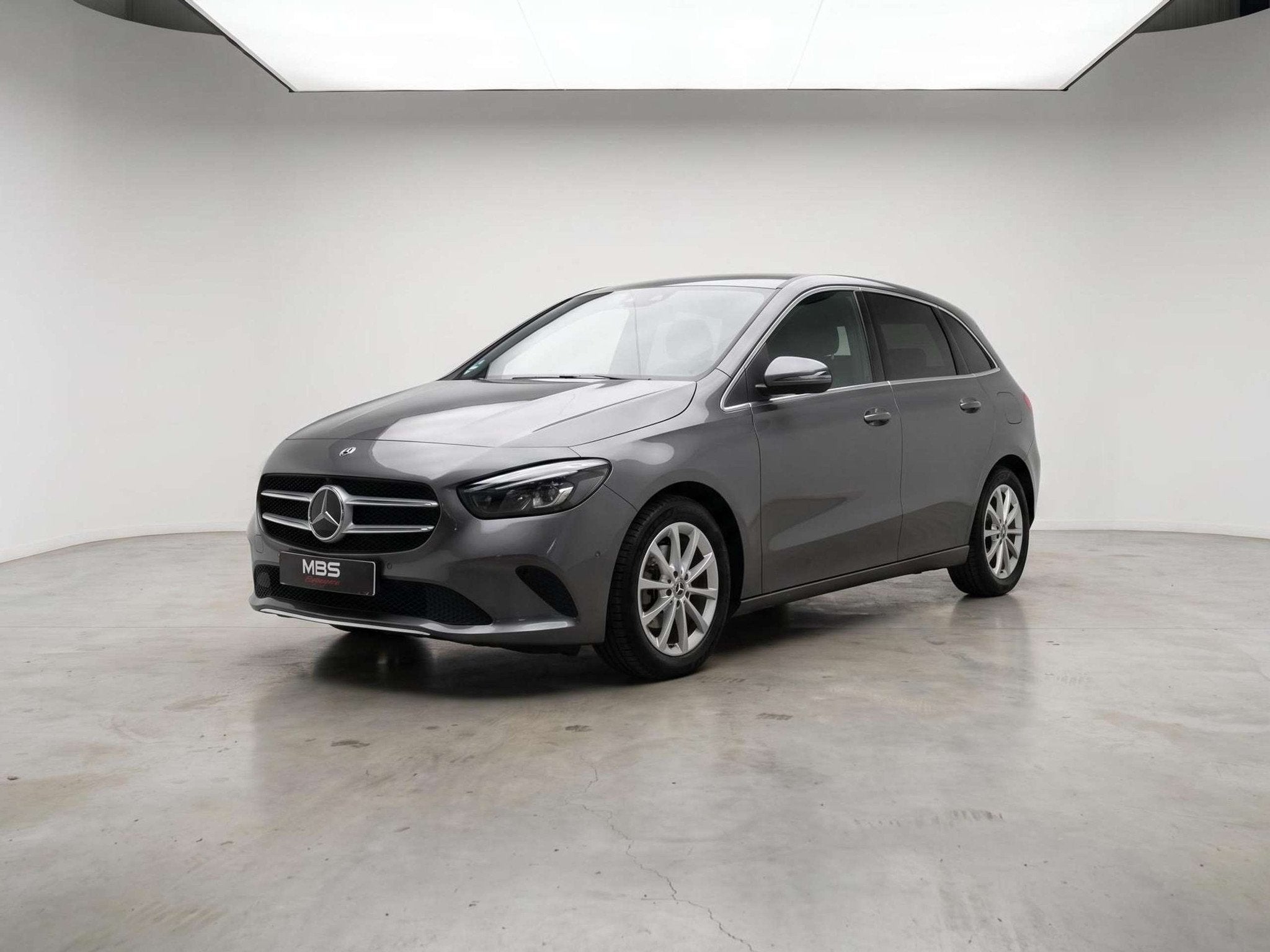 Mercedes-Benz B-Klasse 180 * D XENON* LED* CAMERA* CRUISE* G, Autos, Argent ou Gris, Achat, Entreprise, 116 ch