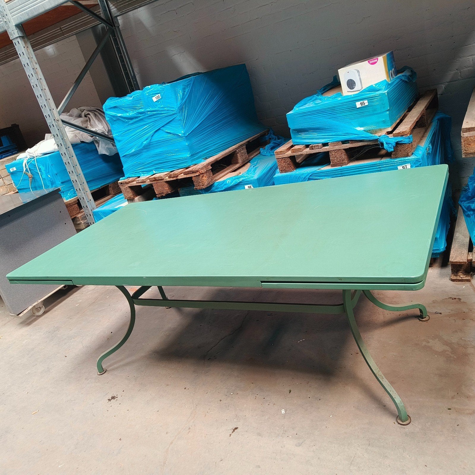 Fermob tuintafel (LxBxH): 200/300 cm - breedte: 100cm, Tuin en Terras, Tuintafels, Ophalen, Overige materialen, Gebruikt, Onbekend