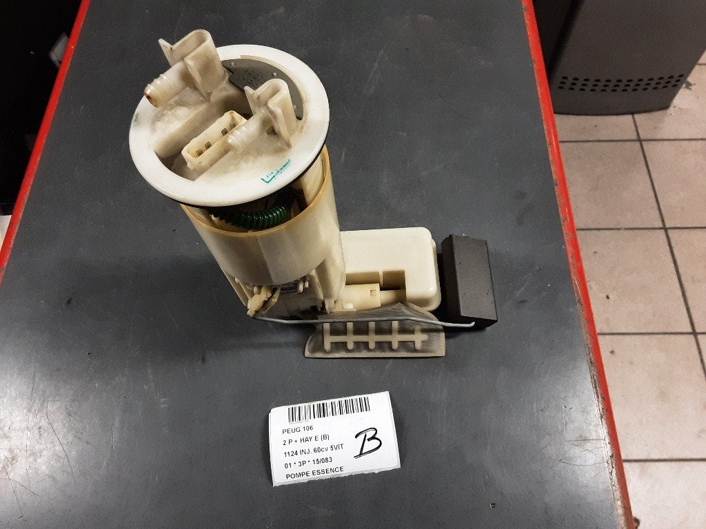 POMPE CARBURANT C Peugeot 106 II (9637513680), Autos : Pièces & Accessoires, Mevr. I. Hauben, Utilisé, Rue de l'Espoir 34 34
4030  GRIVEGNÉE, BE