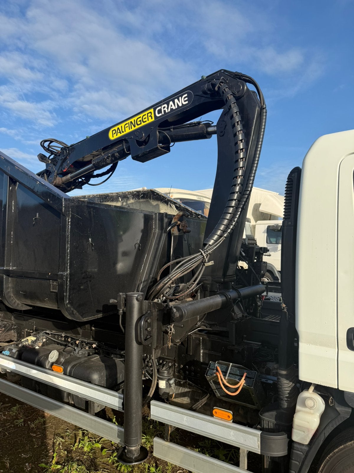 Palfinger PK 7000A Laadkraan, Ophalen