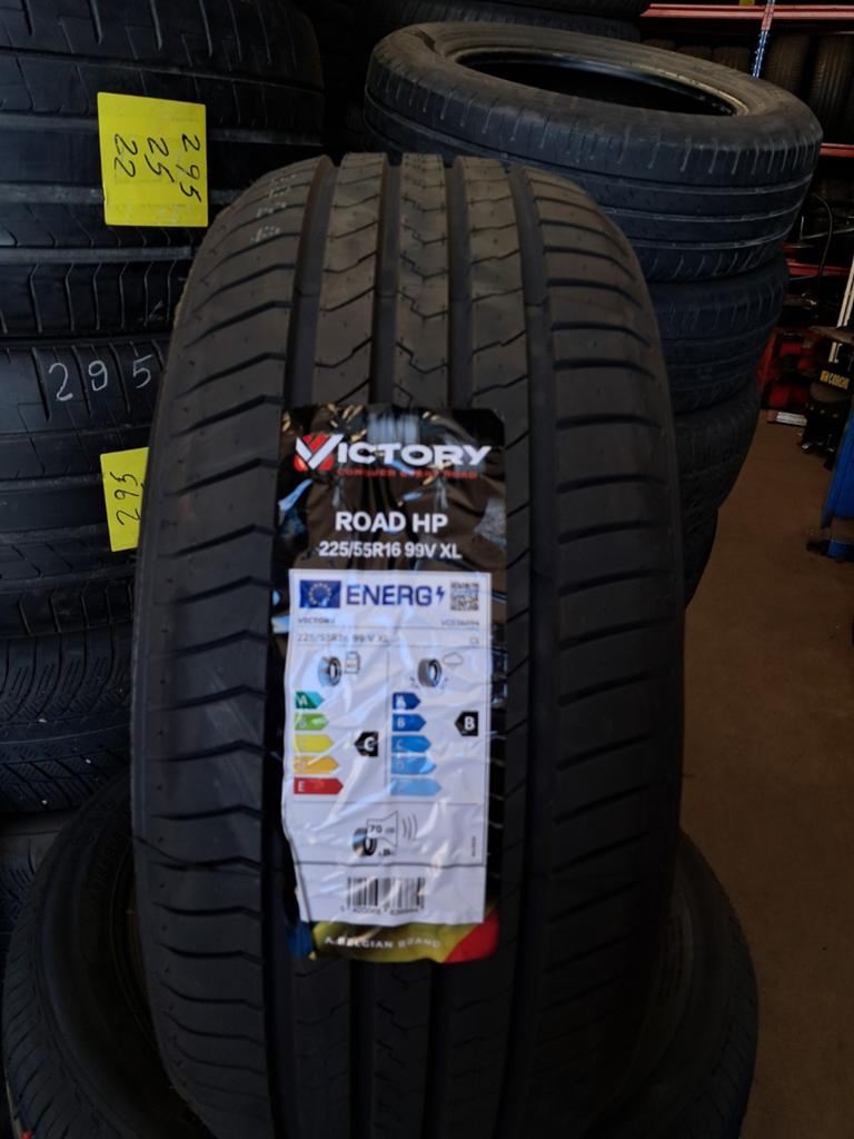 2255516 225/55/16 225/55r16 été nouveau, Autos : Divers, Pièces de sport automobile, Enlèvement
