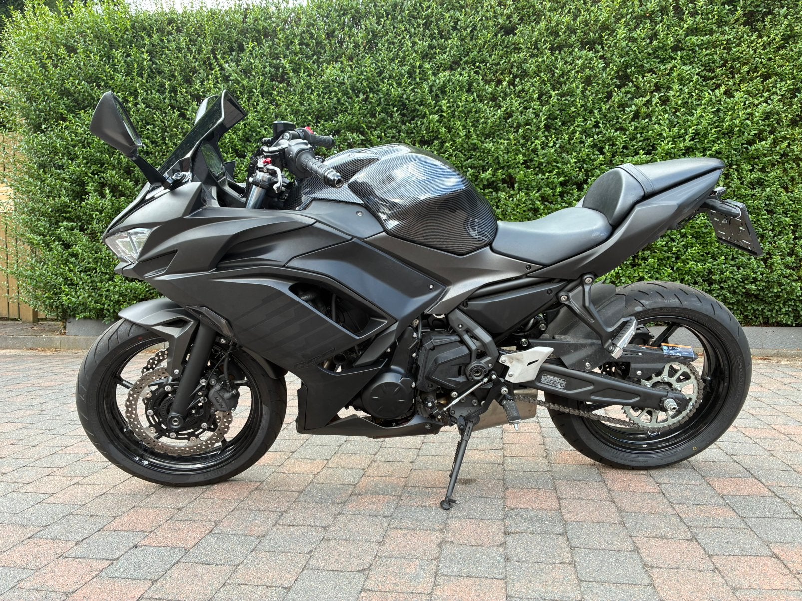 Kawasaki Ninja 650 2026 – slechts 3.392 km – Prachtige staat, Motoren, 2 cilinders, Nieuw, Minimaal motorrijbewijs A2, Handgeschakeld