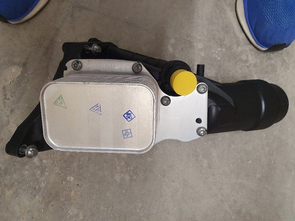 Refroidisseur huile BMW 220i (2018) moteur b48, Ophalen, Nieuw, BMW