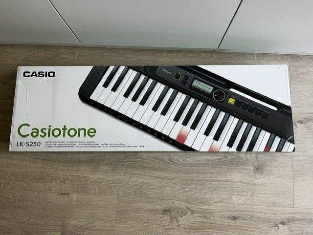 Synthesizer casiotone LK-S250, Ophalen, Nieuw, 76 toetsen, Overige merken