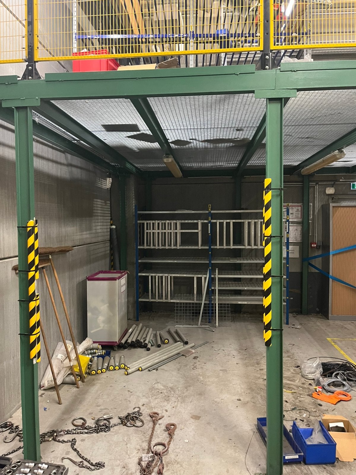 Mezanine, Bricolage & Construction, Enlèvement, Utilisé