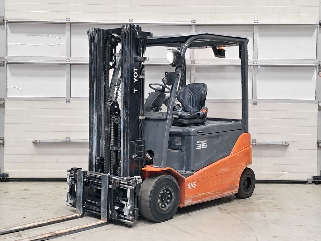 TOYOTA 8FBMT25, Zakelijke goederen, Machines en Bouw | Heftrucks en Intern transport, 2000 tot 3000 kg, Overige aandrijving, Stapelaar