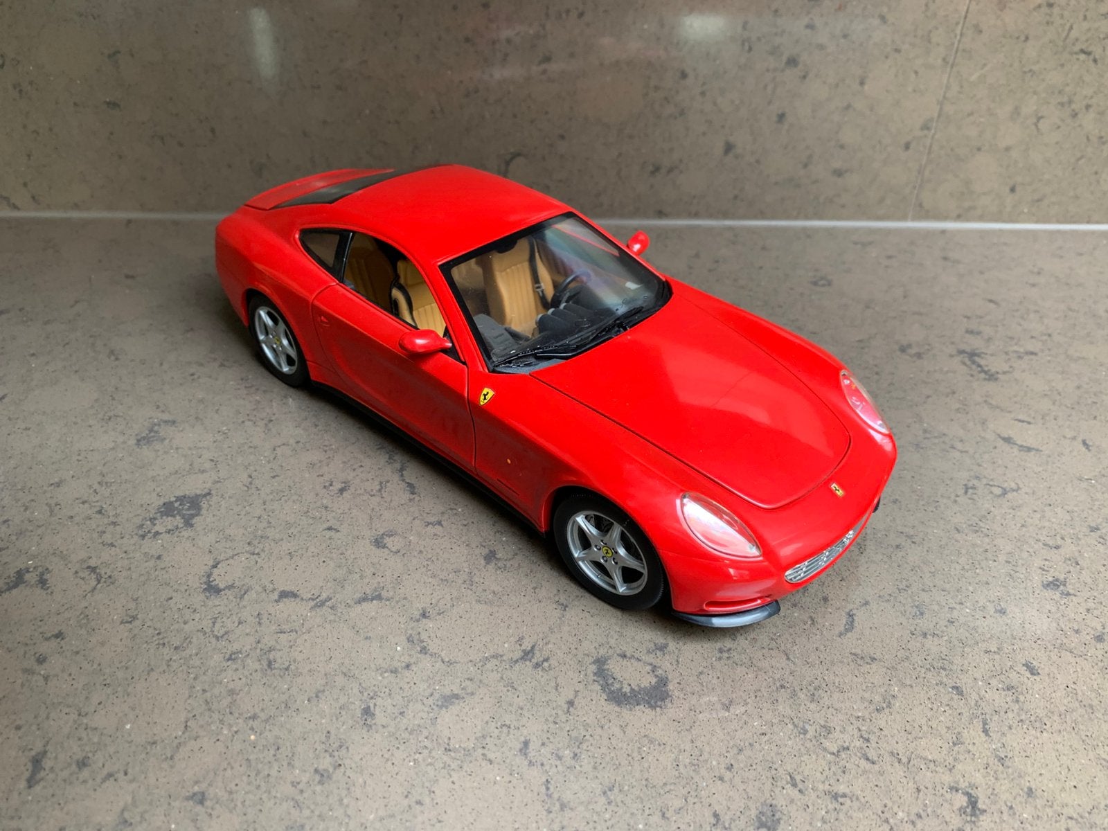 Ferrari F137 -Hot Wheels-, Enlèvement ou Envoi, Comme neuf, Voiture