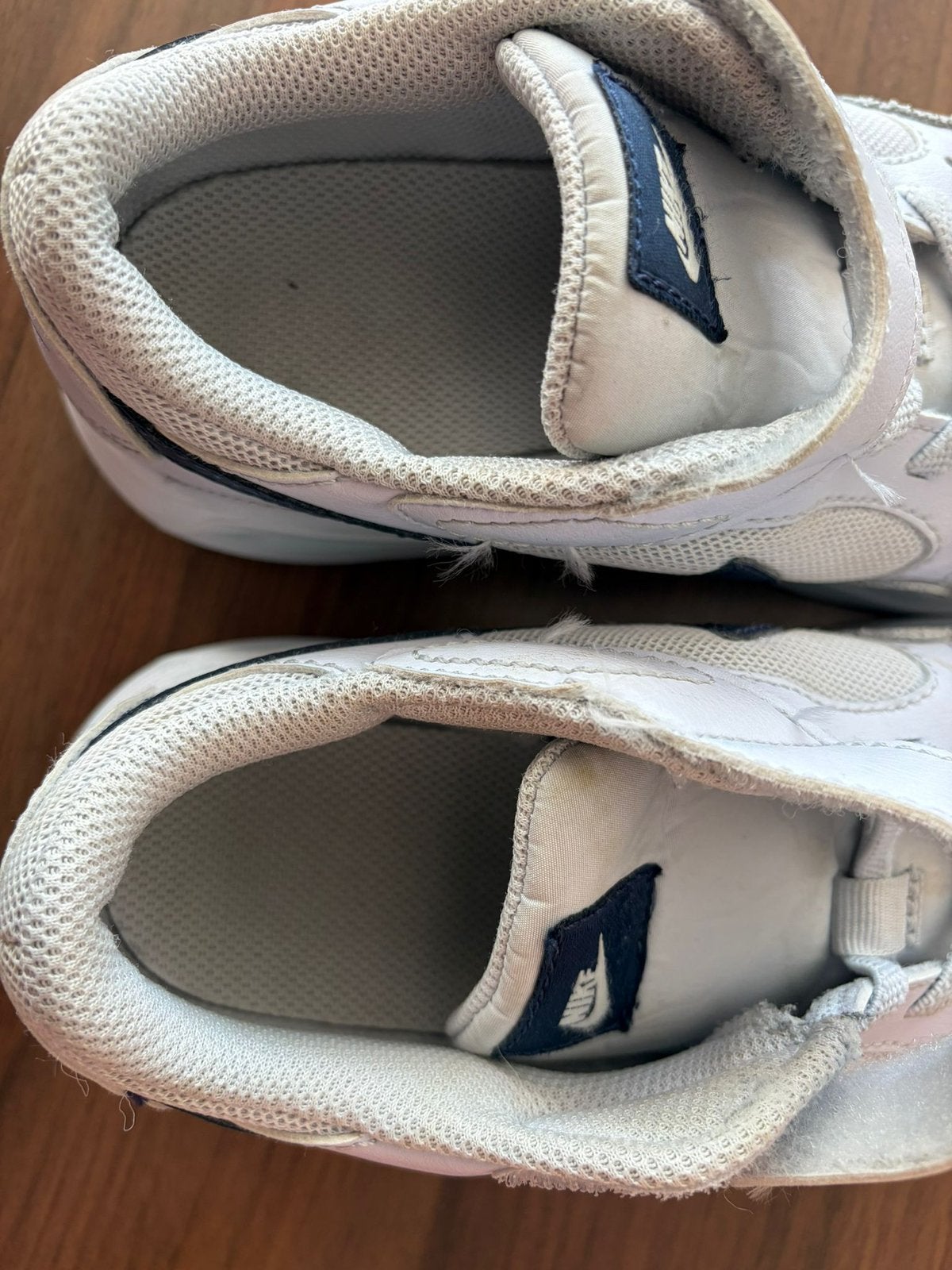 Nike jongensschoenen maat 35, Sportschoenen, Ophalen of Verzenden, Zo goed als nieuw, Jongen