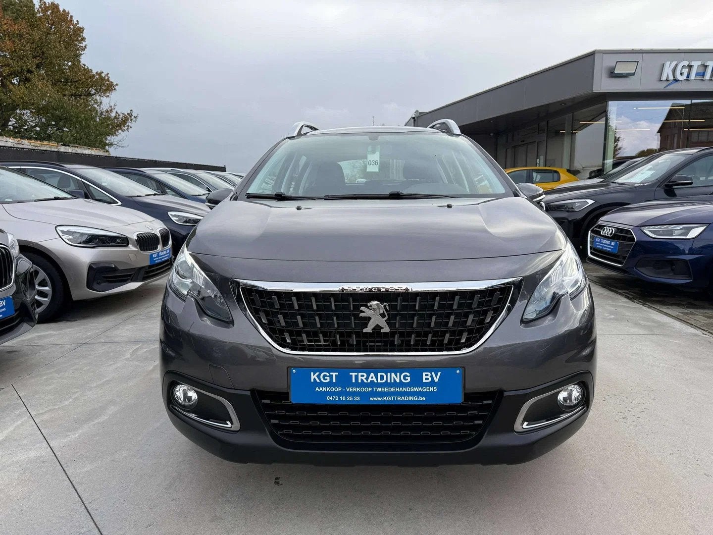 Peugeot 2008 1.2i PURETECH 83PK NAVIGATIE CARPLAY BLUETOOTH, Argent ou Gris, Achat, Euro 6, Entreprise