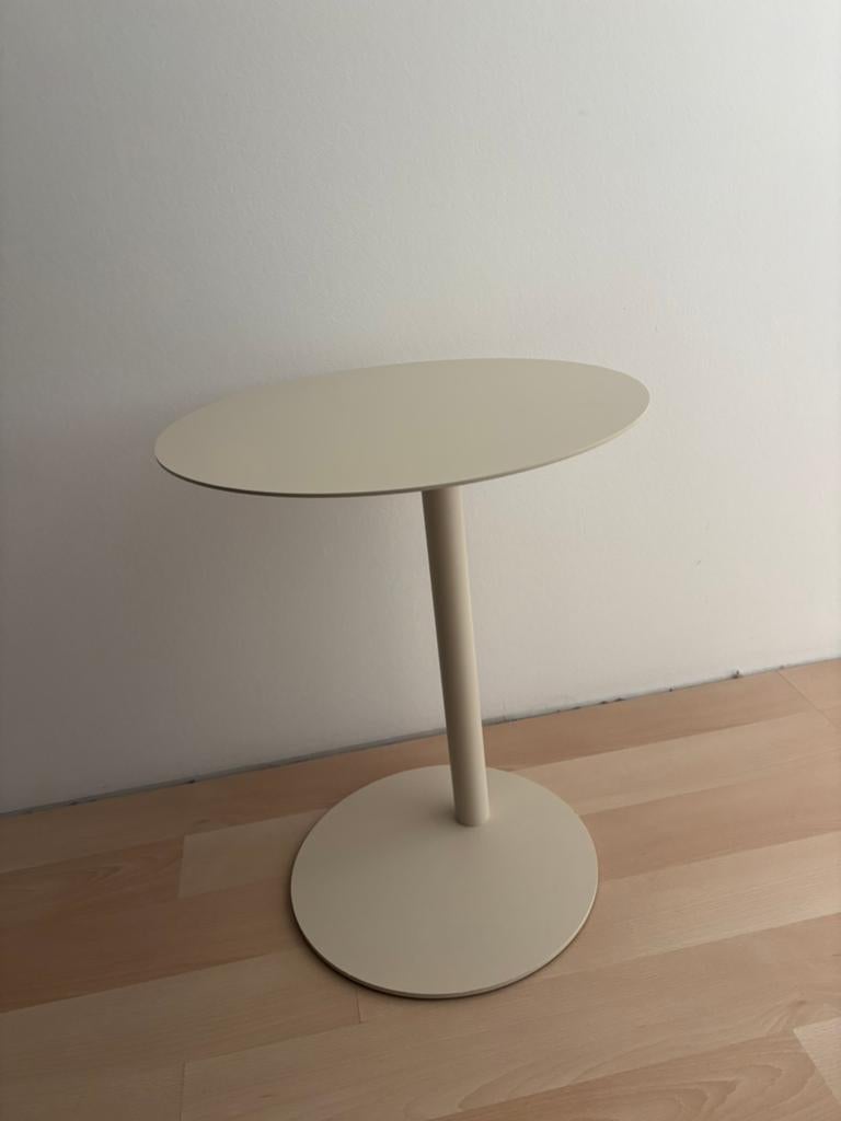Bijzet tafeltje in zandkleur NIEUW!, Huis en Inrichting, Tafels | Bijzettafels, 45 tot 60 cm, Minder dan 55 cm, Rond, Ophalen of Verzenden