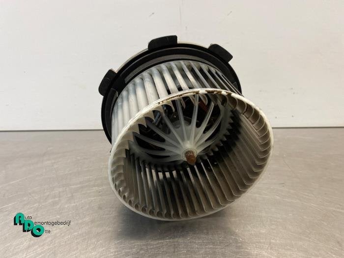 Kachel Ventilatiemotor van een Volkswagen Crafter (Crafter 0, Auto-onderdelen, Gebruikt, -, Volkswagen, -