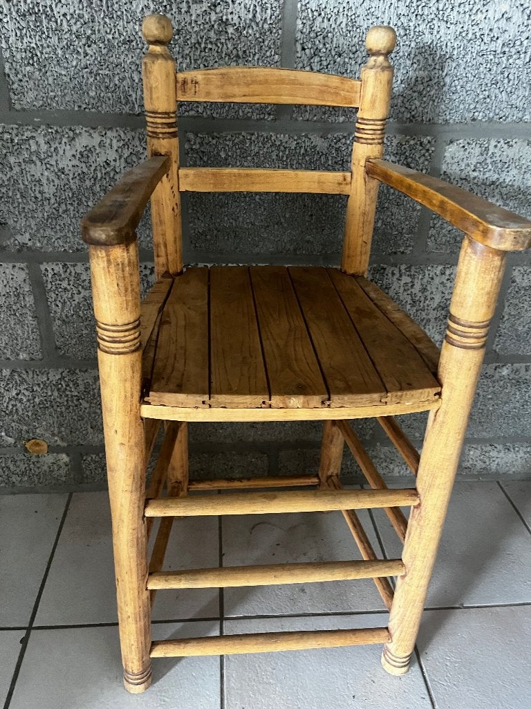 Houten kinderstoel, Kinderen en Baby's, Kinderstoelen, Ophalen, Gebruikt, Overige typen, Aanschuifbaar