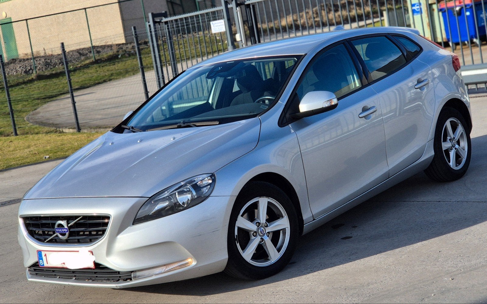 volvo V40 D2 an2012.175mkm gps clima ctok 3900€, Autos, Euro 5, Boîte manuelle, 5 portes, Particulier