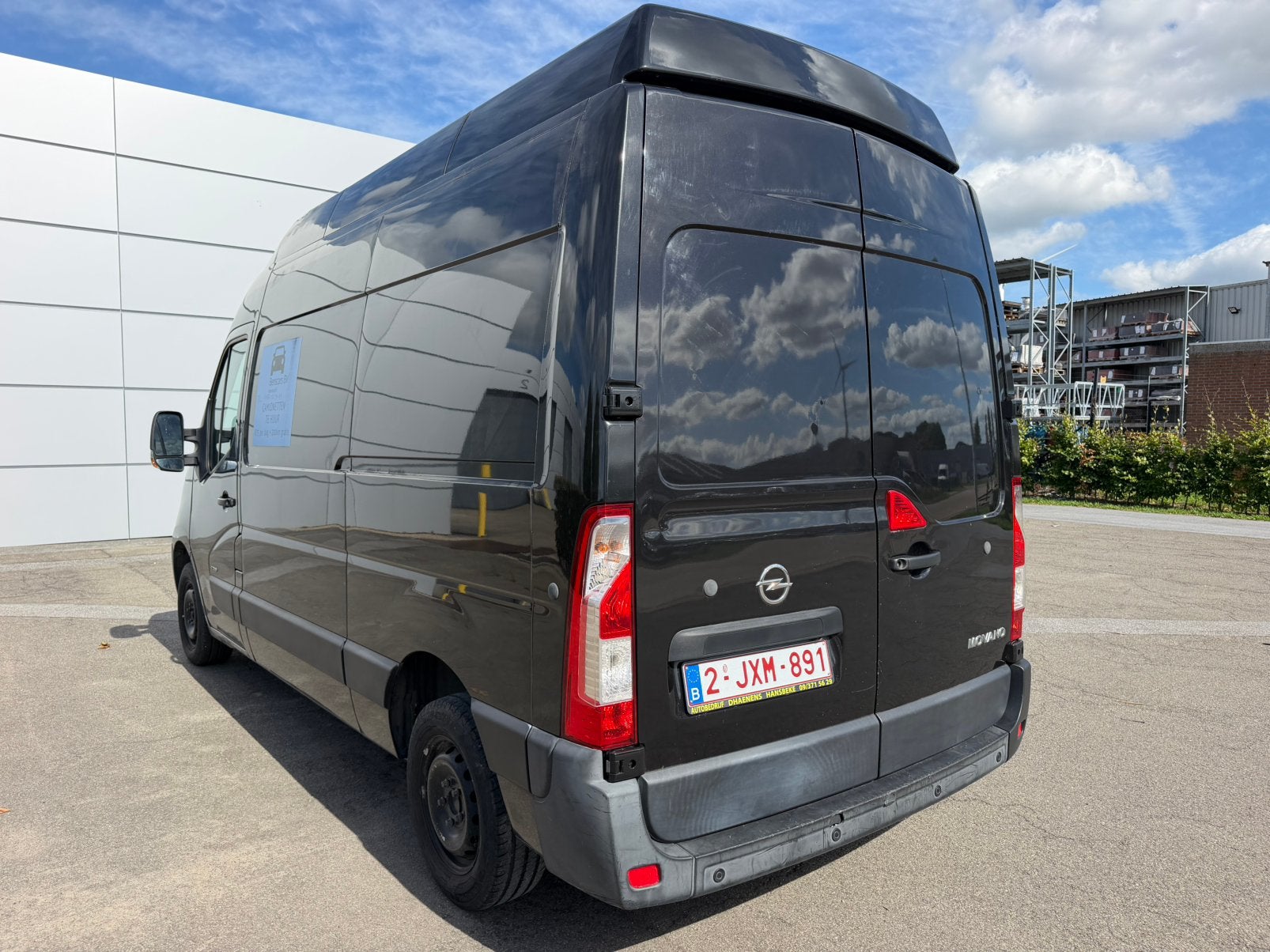 Te huur: Opel Movano. 75 € Per dag, Euro 5, Achat, Entreprise, 3 places