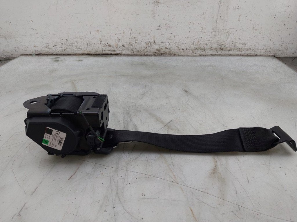 CEINTURE DE SECURITE ARRIERE DROITE BMW 1 serie (F40), Utilisé, BMW, Petuelring 130
80809  München, DE, Bayerische Motoren Werke AG