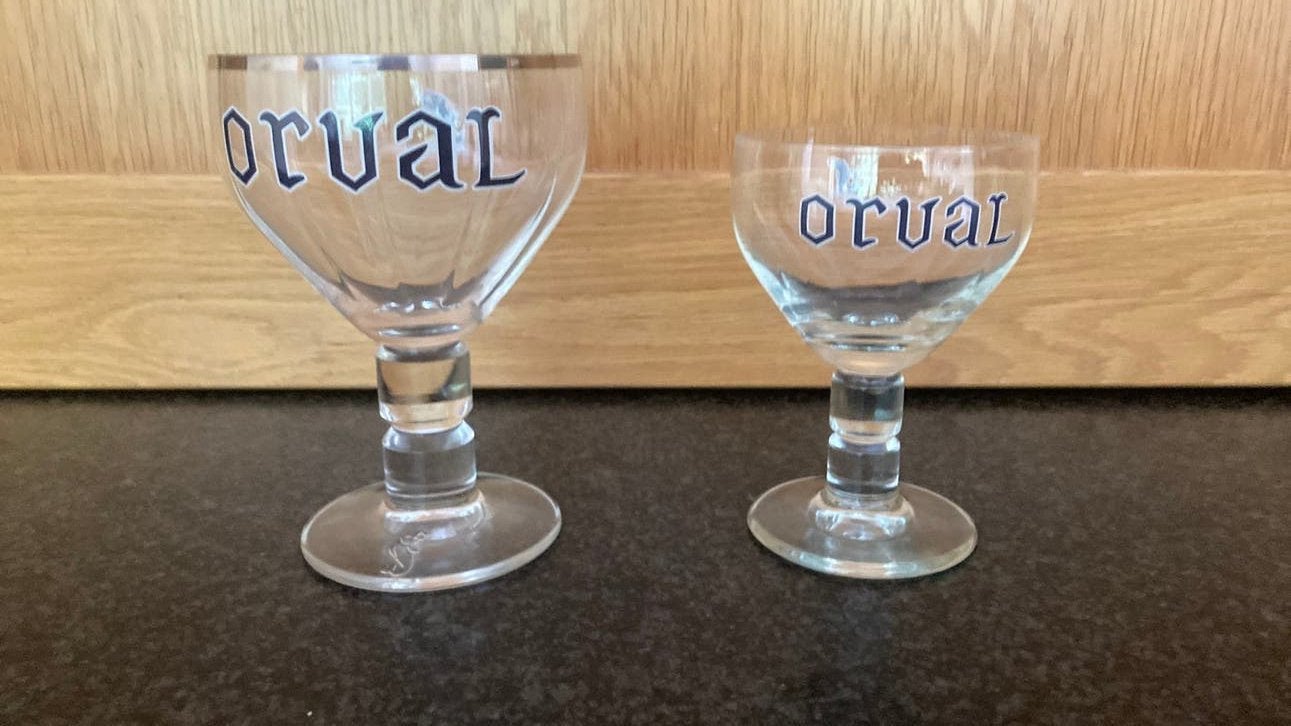Origineel orval glas en een mini- versie, Collections, Verres & Petits Verres, Enlèvement ou Envoi, Comme neuf