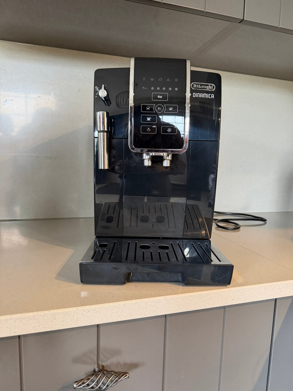 Koffiemachine, Elektronische apparatuur, Ophalen, Gebruikt, Koffiemachine, Afneembaar waterreservoir